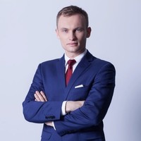 Krzysztof Dziubiński, CFA