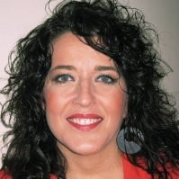 Angela Cave
