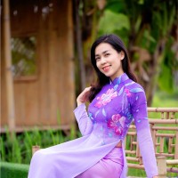 Rose Thuy N.