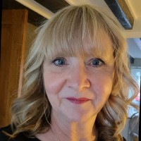 Lisa Baughen FCMI