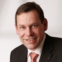 Peter Fauser