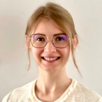 Yana Roshchepko