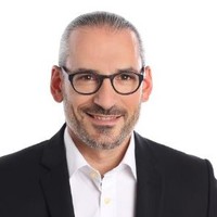 Dirk Schneider