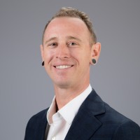 Dustin Zacharias
