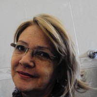 Claudia Oliveira Detoni