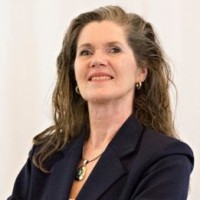 Lynne Brisdon, MCC, CPCC, C-IQ