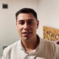 Claudio Andres Román