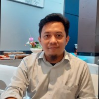 Romli Nur Hidayat