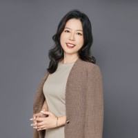 Elsa Huang