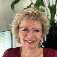 Marinke Van Holst