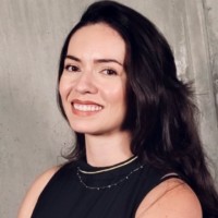 Maísa Carvalho, Ll.M (Paris)
