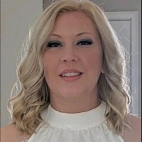Sarah R.