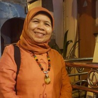 DR.Rustika Herman ,MSi