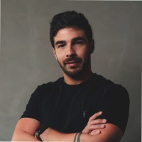 Renato Naya