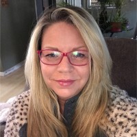Tina Bishop