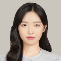 MINJI LEE