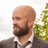 Tomas Hellström