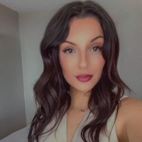 Nadyne Howe