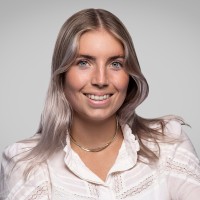 Angela Den Herder
