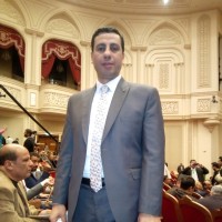مصطفي احمد
