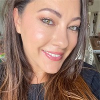 Holly Nelson
