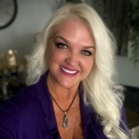 Lori Sloam