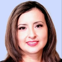 Elisa Briseno, Mba