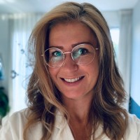 Iris Van Rijt