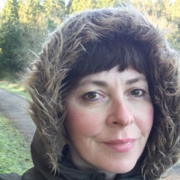 Claire Dineen