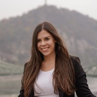 Gabriella Réz