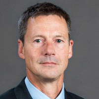 Manfred Simon