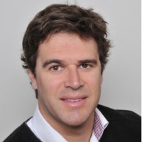 PIERRE HOUZELOT