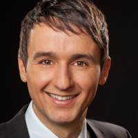 Erik Holzmann, Cfa