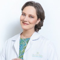 Dr. Lina Triana