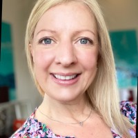 Claire Thompson