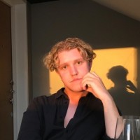 Alexander Å.