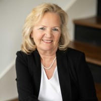 Jenny Mcguire