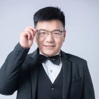 Elton Wang