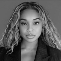 Mindy Mccall 🦋