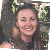 Amy Holton