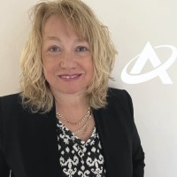 Debbie Arnott