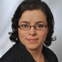 Dr. Tania Claudio Weber
