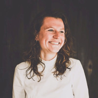 Mara Van Den Breen
