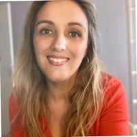 Loetitia DRAKE-BROCKMAN