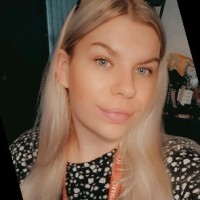 Chloé Baker-Scott