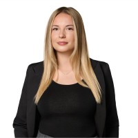 Nina Bayer