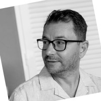 Graham Dennis