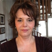 Elizabeth R.