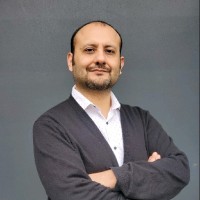 Eduardo Olivares