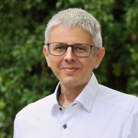 Tobias Grad